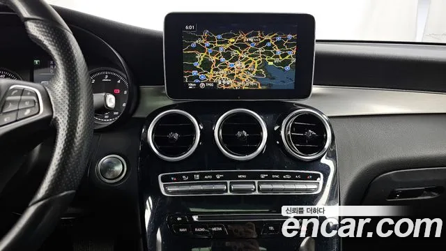 Mercedes-Benz GLC-Class 2016 — фото 15