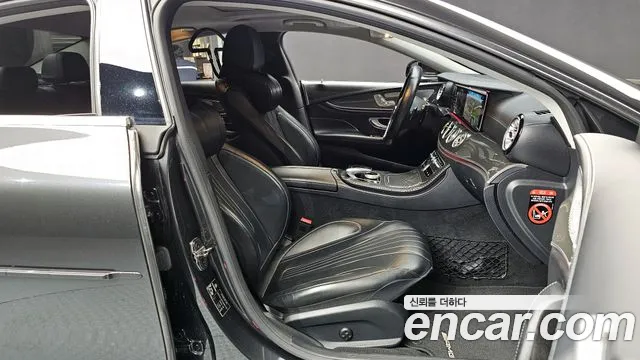 Mercedes-Benz CLS-Class 2019 — фото 10