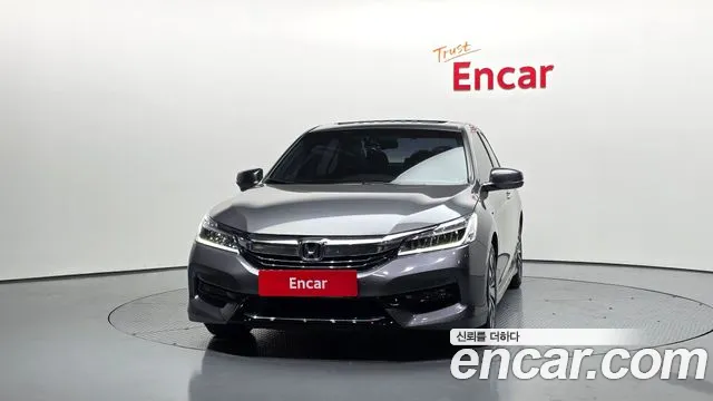 Honda Accord 2017 — фото 3