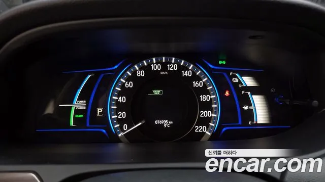Honda Accord 2017 — фото 8