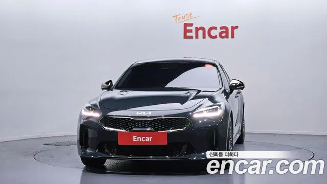 Kia Stinger 2023 — фото 3