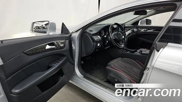 Mercedes-Benz CLS-Class 2017 — фото 10