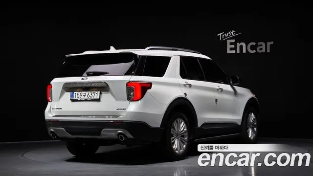 Ford Explorer 2021 — фото 2