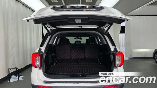 Ford Explorer 2021 — фото 20