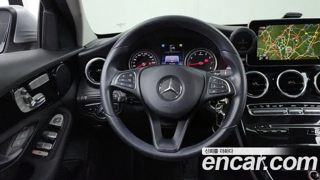 Mercedes-Benz C-Class 2016 — фото 13