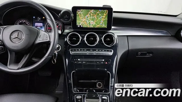 Mercedes-Benz C-Class 2016 — фото 14