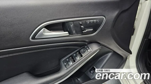 Mercedes-Benz CLA-Class 2014 — фото 16