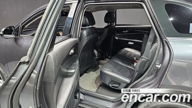 Kia Sorento 2016 — фото 12