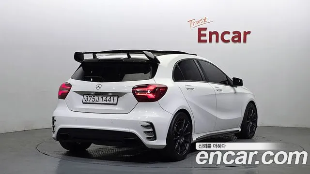 Mercedes-Benz A-Class 2015 — фото 2