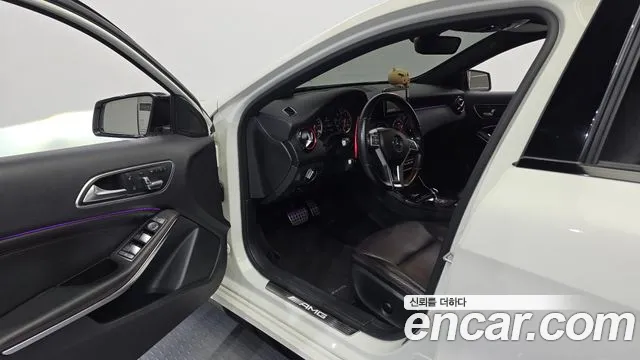 Mercedes-Benz A-Class 2015 — фото 10