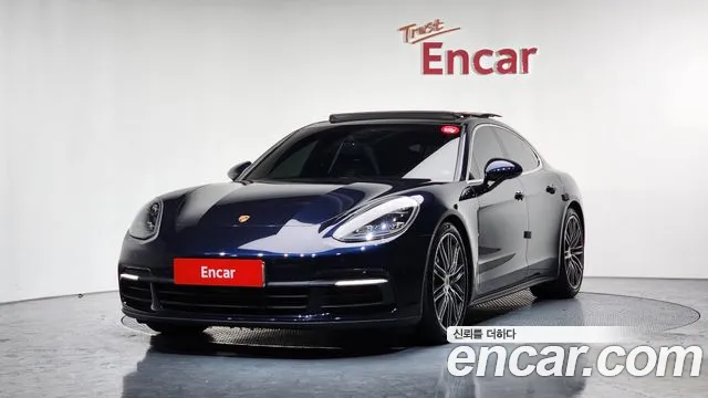 Porsche Panamera 2019 — фото 1