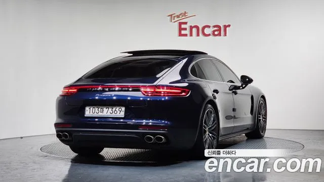 Porsche Panamera 2019 — фото 2