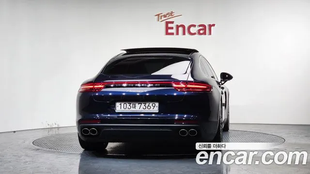 Porsche Panamera 2019 — фото 4