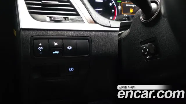 Hyundai Genesis 2014 — фото 18