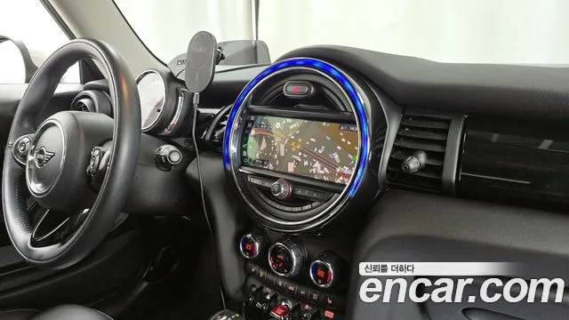 Mini Cooper 2019 — фото 14