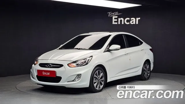 Hyundai Accent 2011 — фото 1