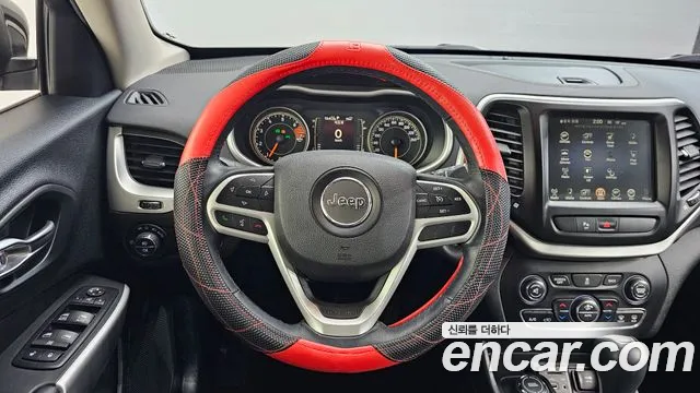Jeep Cherokee 2017 — фото 13