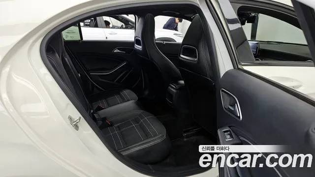 Mercedes-Benz A-Class 2014 — фото 12