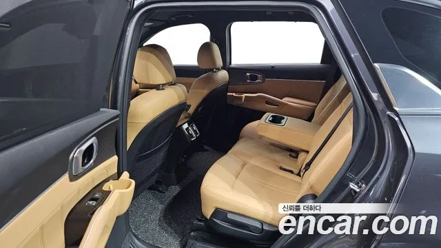 Kia Sorento 2022 — фото 17