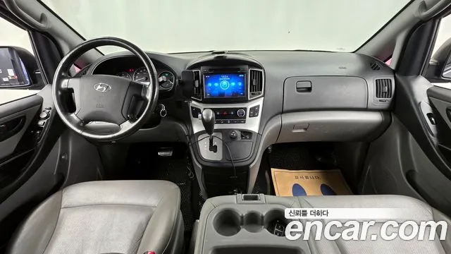 Hyundai Starex 2018 — фото 7