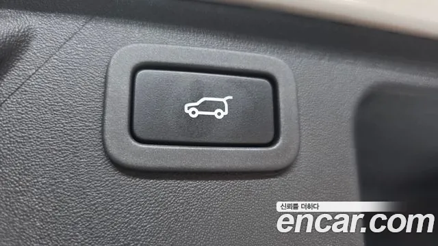Land Rover Discovery Sport 2018 — фото 19