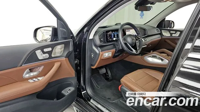 Mercedes-Benz GLE-Class 2025 — фото 10
