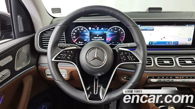 Mercedes-Benz GLE-Class 2025 — фото 13