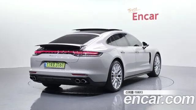 Porsche Panamera 2023 — фото 2