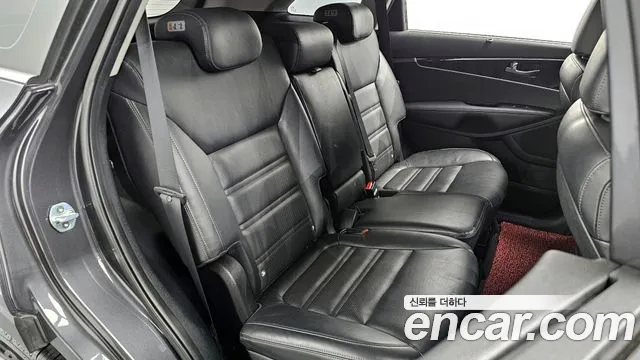 Kia Sorento 2018 — фото 12