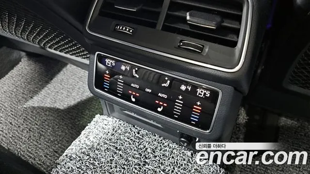 Audi A7 2020 — фото 17