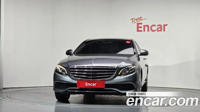 Mercedes-Benz E-Class 2018 — фото 3