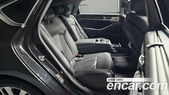 Genesis G80 2018 — фото 12