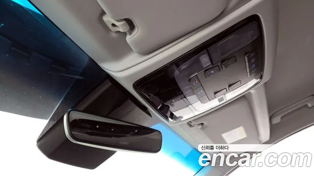 Hyundai Staria 2022 — фото 19