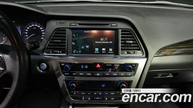 Hyundai Sonata 2017 — фото 15