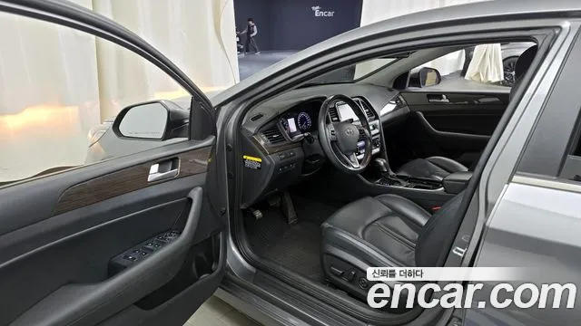 Hyundai Sonata 2018 — фото 10