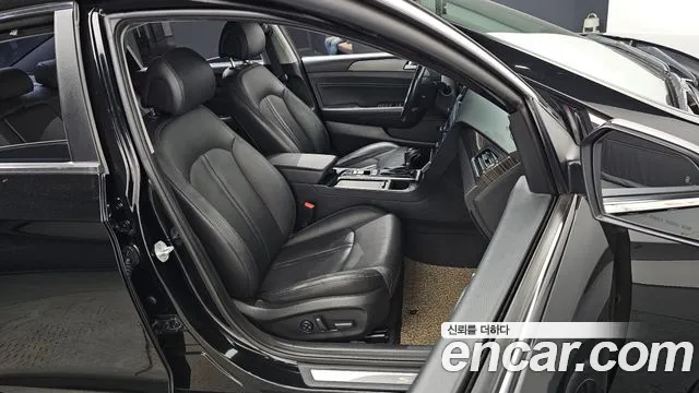 Hyundai Sonata 2017 — фото 12