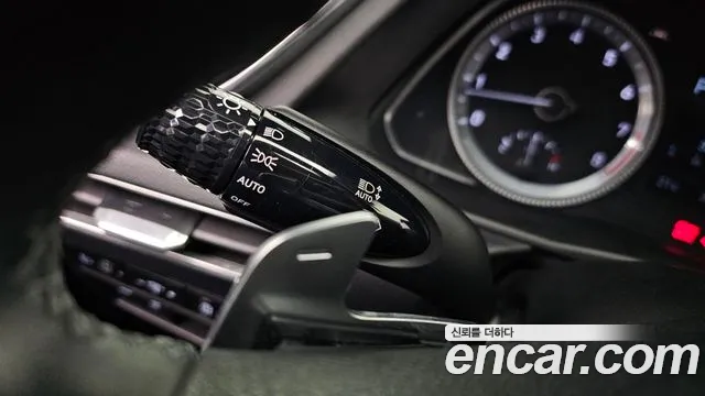 Hyundai Sonata 2021 — фото 19