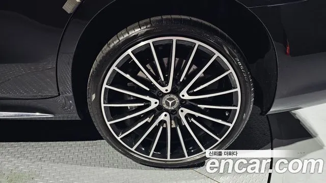 Mercedes-Benz S-Class 2023 — фото 5