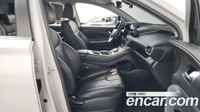 Hyundai Santafe 2021 — фото 11