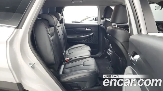 Hyundai Santafe 2021 — фото 12