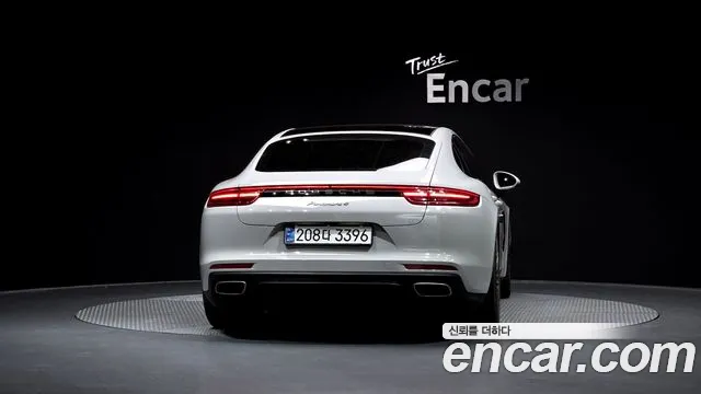Porsche Panamera 2018 — фото 4