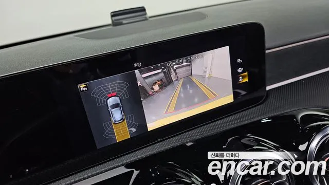 Mercedes-Benz A-Class 2023 — фото 15