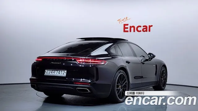 Porsche Panamera 2019 — фото 2