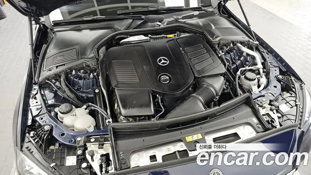Mercedes-Benz C-Class 2022 — фото 6