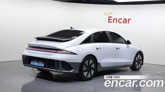 Hyundai Ioniq6 2023 — фото 2