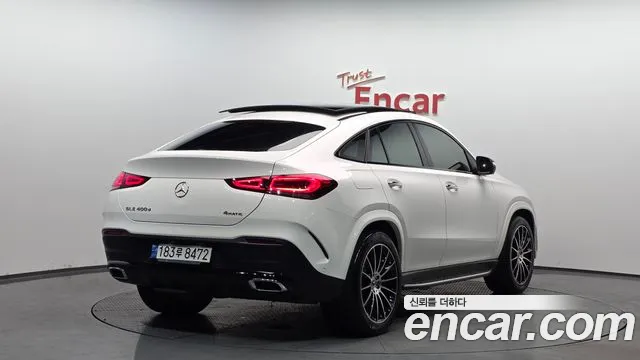 Mercedes-Benz GLE-Class 2022 — фото 1