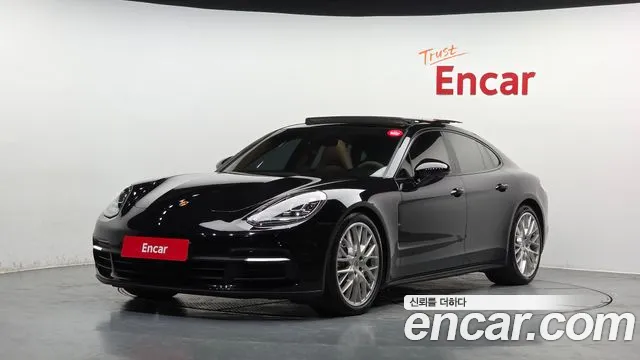 Porsche Panamera 2018 — фото 1