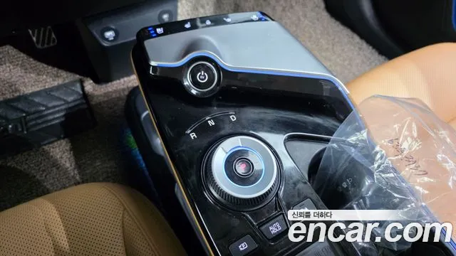 Kia EV6 2023 — фото 9
