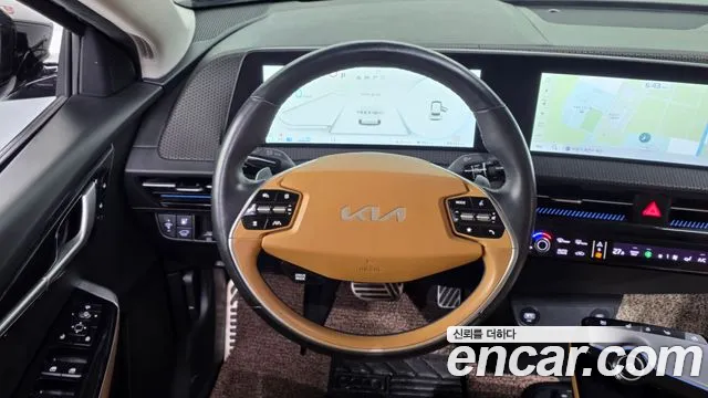 Kia EV6 2023 — фото 13