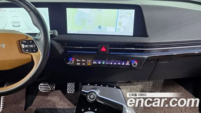 Kia EV6 2023 — фото 14